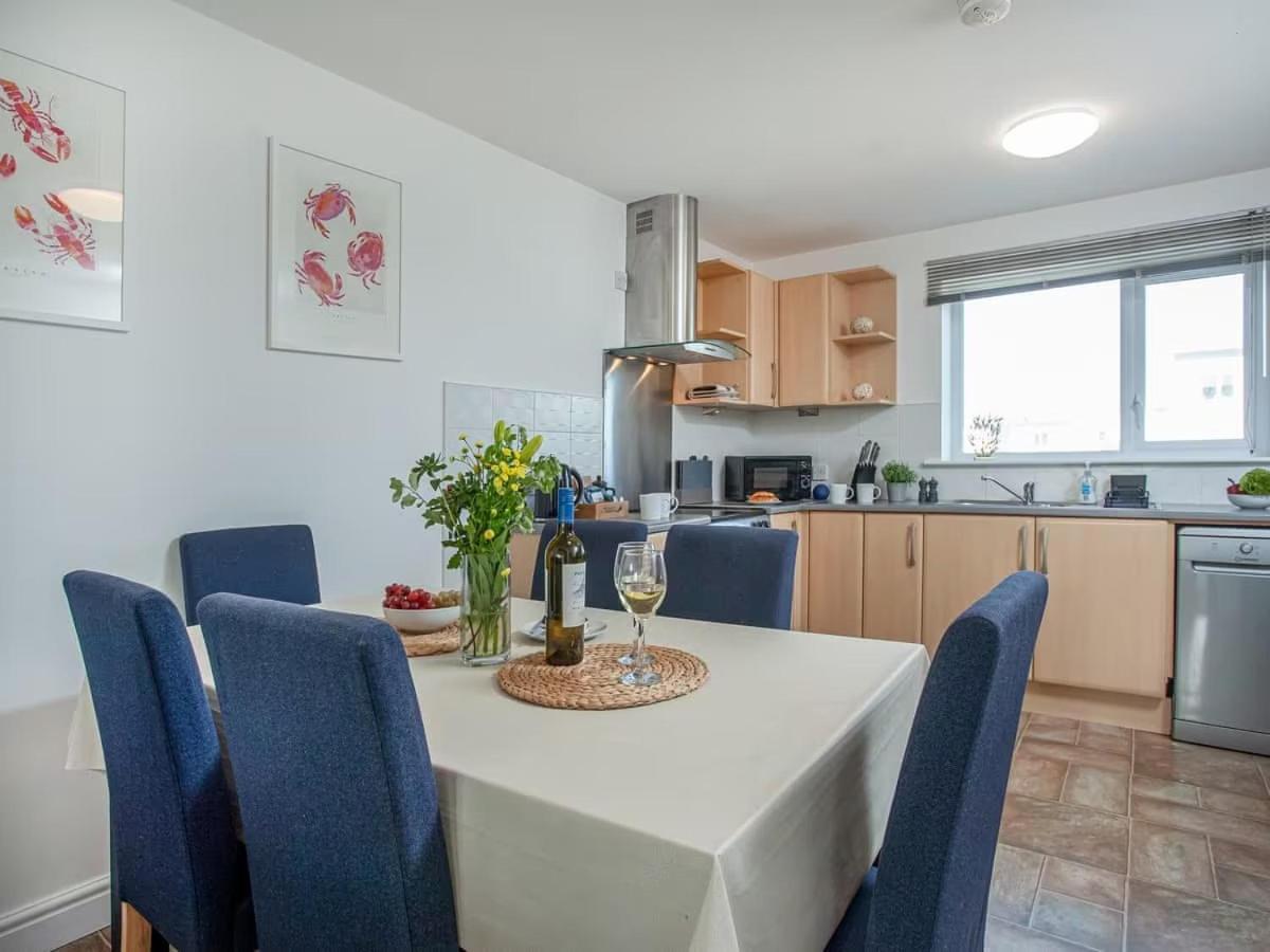 Three Bedroom House In Porth New Quay Exterior foto