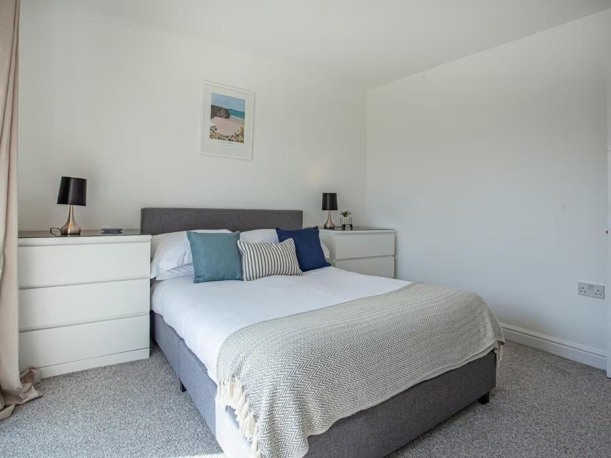 Three Bedroom House In Porth New Quay Exterior foto