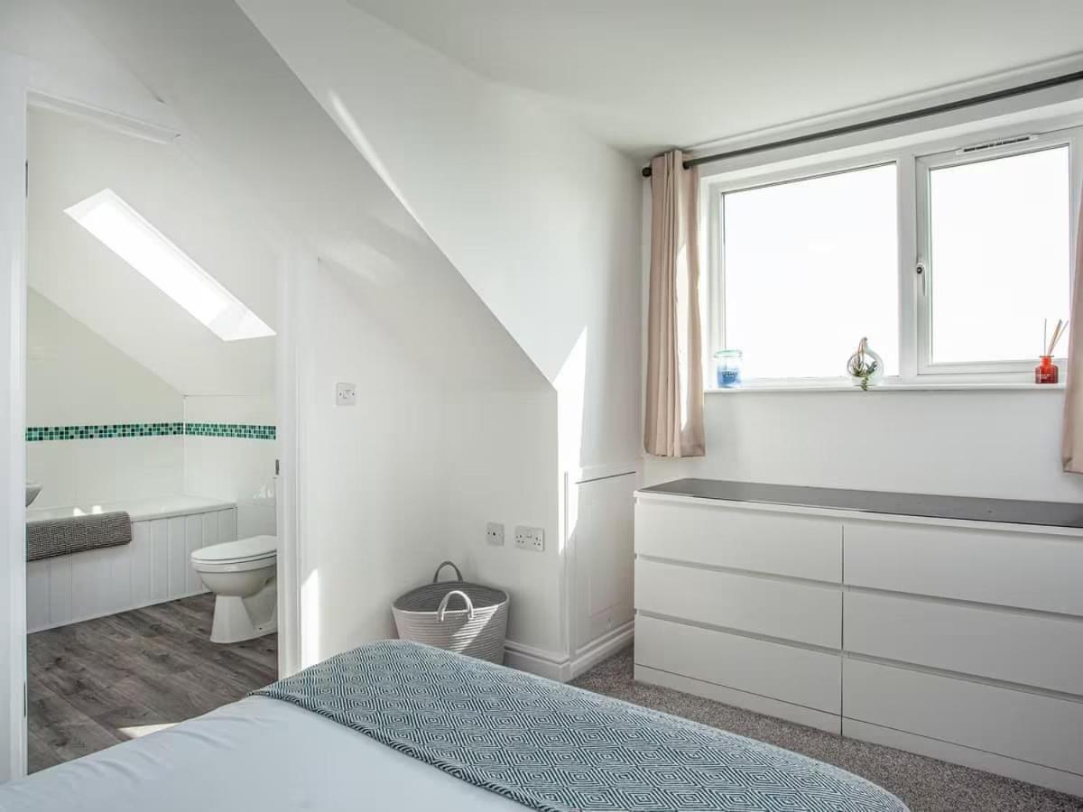 Three Bedroom House In Porth New Quay Exterior foto
